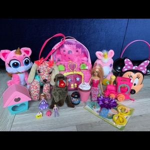 Little girls -Bundle of toys